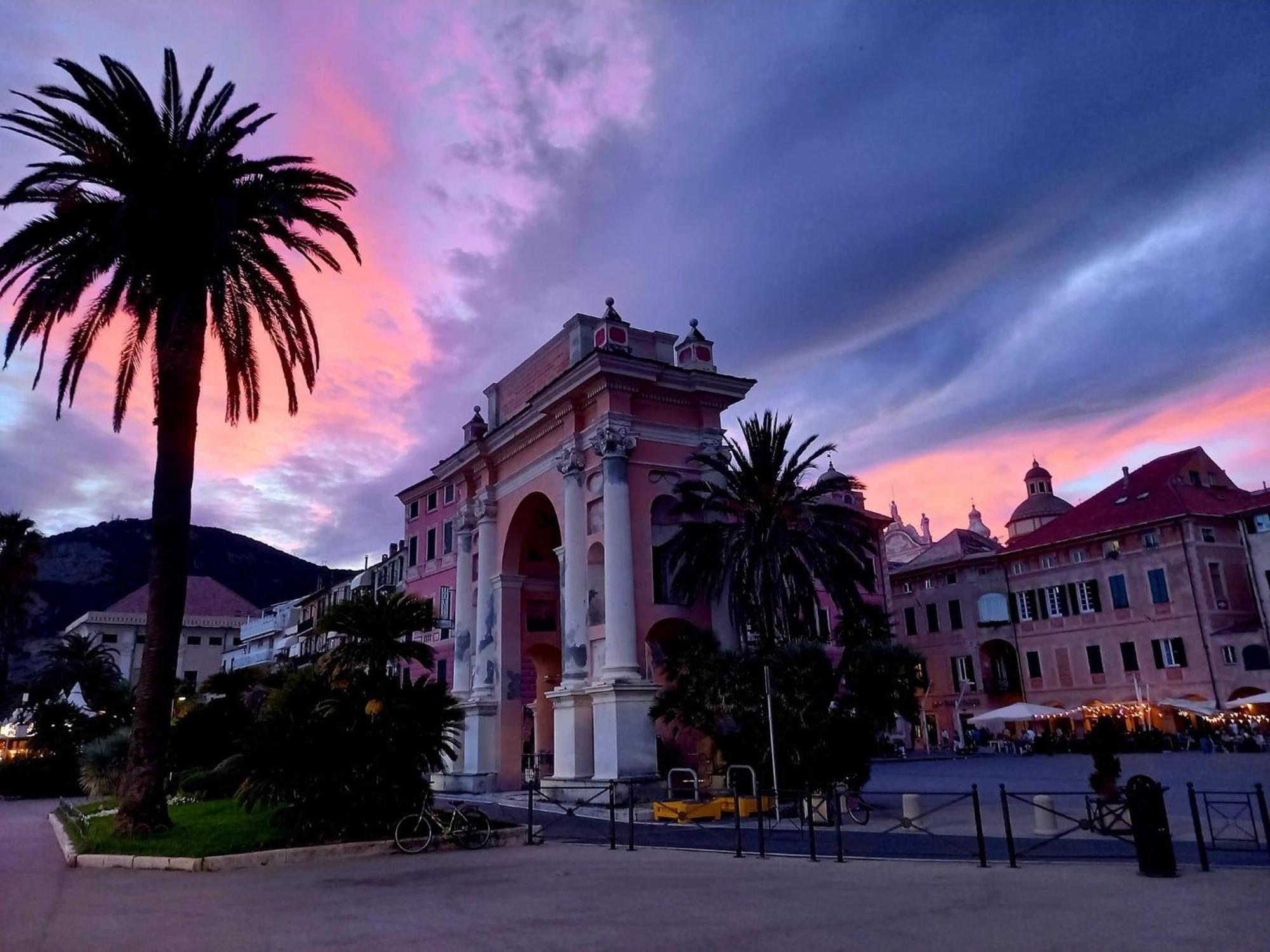 Case Di _Ru Finale Ligure Luaran gambar